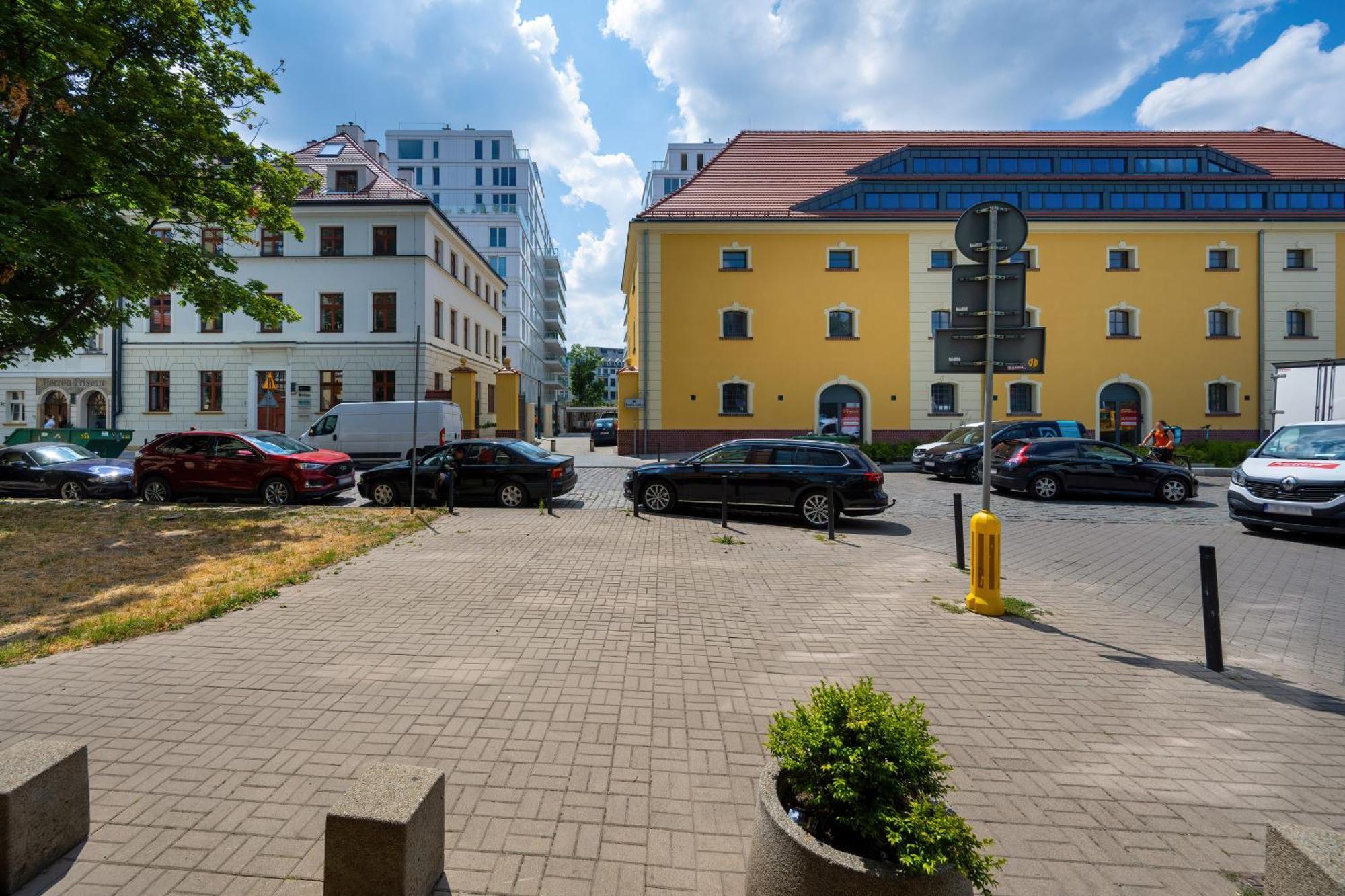 Elegancki Apartament Z Parkingiem Blisko Starego Miasta By Noclegi Renters วรอตซวาฟ ภายนอก รูปภาพ