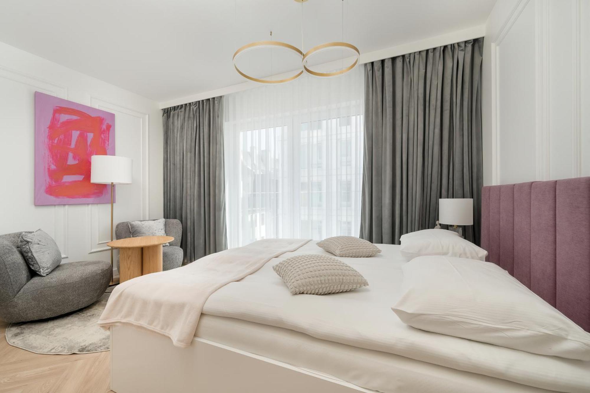 Elegancki Apartament Z Parkingiem Blisko Starego Miasta By Noclegi Renters วรอตซวาฟ ภายนอก รูปภาพ