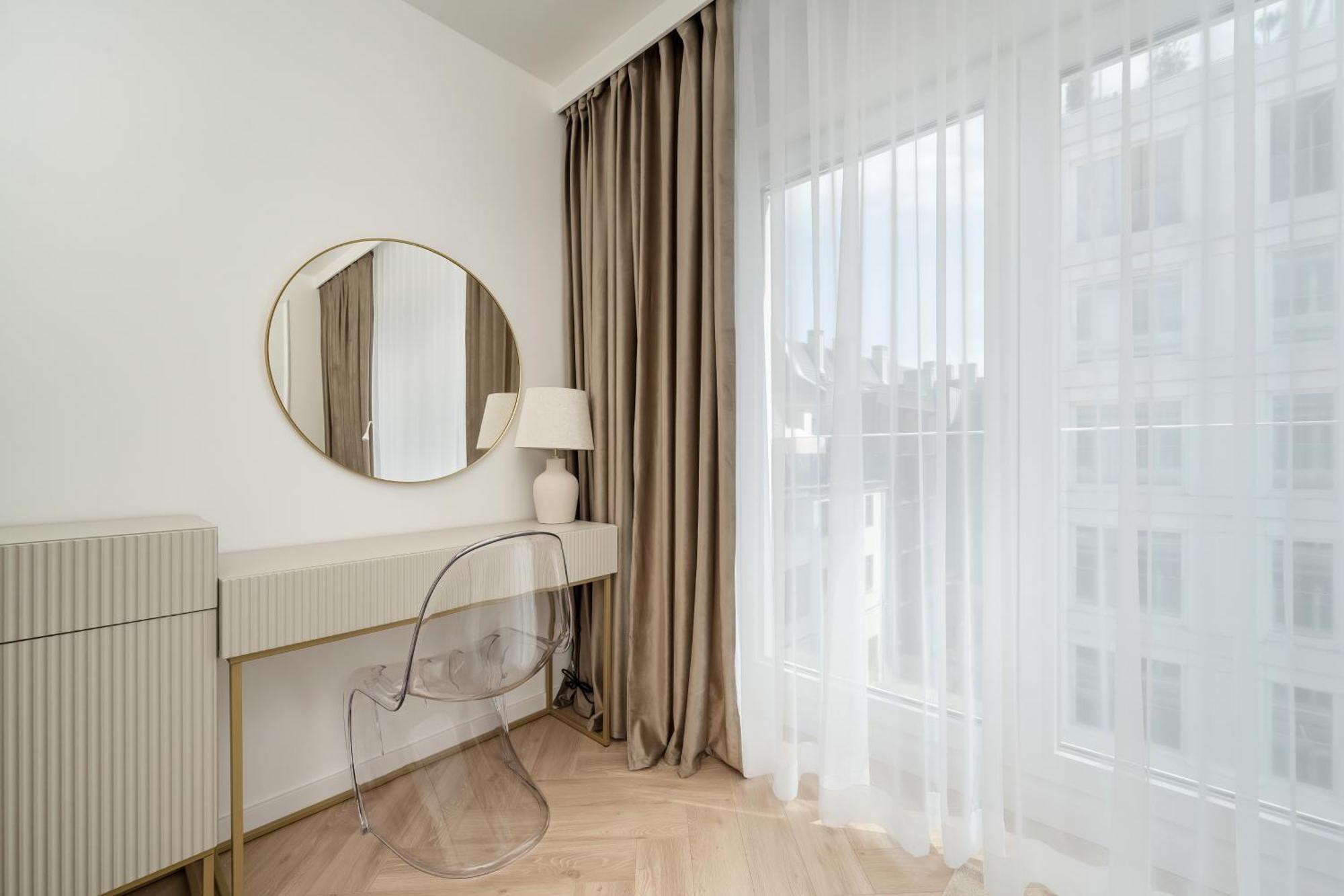 Elegancki Apartament Z Parkingiem Blisko Starego Miasta By Noclegi Renters วรอตซวาฟ ภายนอก รูปภาพ